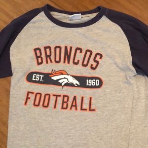 Adult Small Long Sleeve Denver Broncos Shirt